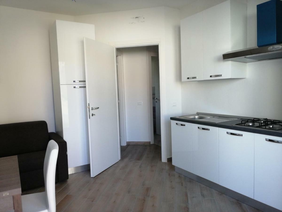 Appartamenti Mareblu Badesi Exterior foto
